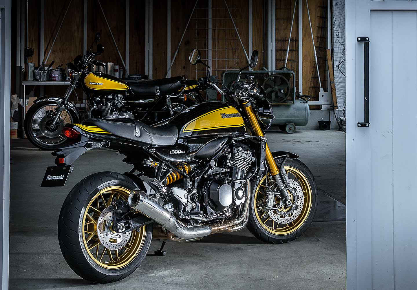 Kawasaki Z900RS | Iconic Retro Sport Motorcycle