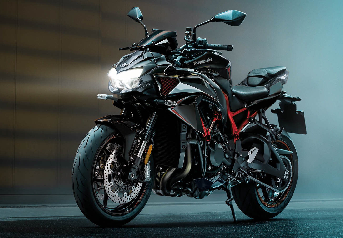 Kawasaki Z H2 | Hypersport Motorcycle | Supercharged Power