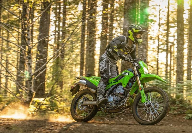 STYLE SPORTIF INSPIRÉ DE LA KX