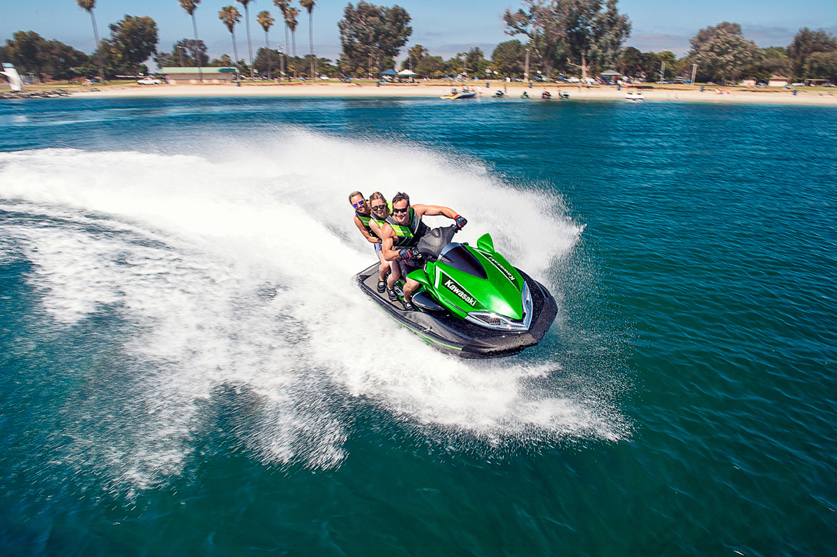 2018 JET SKI ULTRA 310LX Watercraft | Canadian Kawasaki Motors Inc.