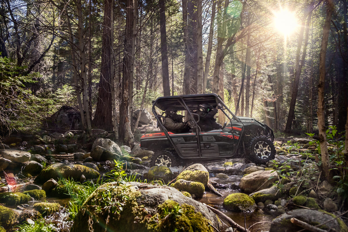 2019 TERYX4 EPS LE MATRIX CAMO Side x Side | Canadian Kawasaki Motors Inc.