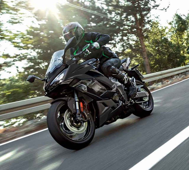 Image of 2021 NINJA 1000SX in action