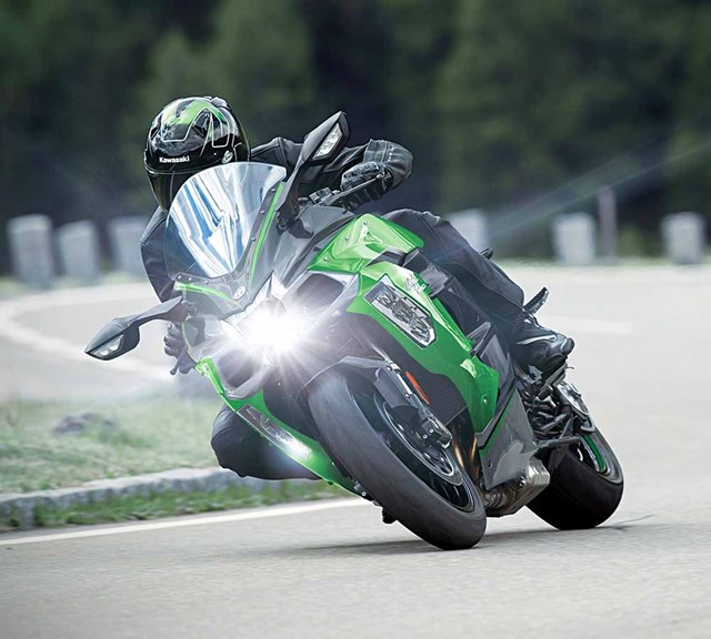 Image of 2021 NINJA H2 SX SE+ in action