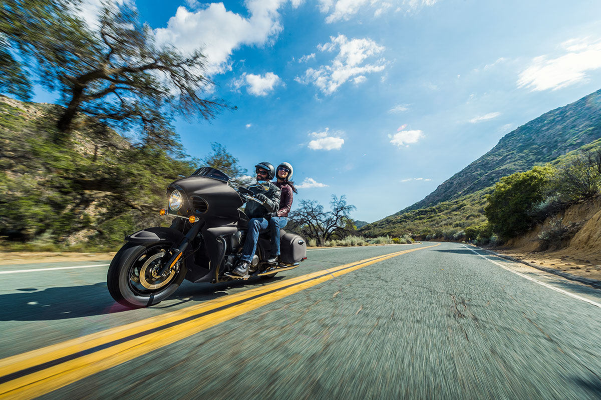 2022 VULCAN 1700 VAQUERO Motorcycle | Canadian Kawasaki Motors Inc.