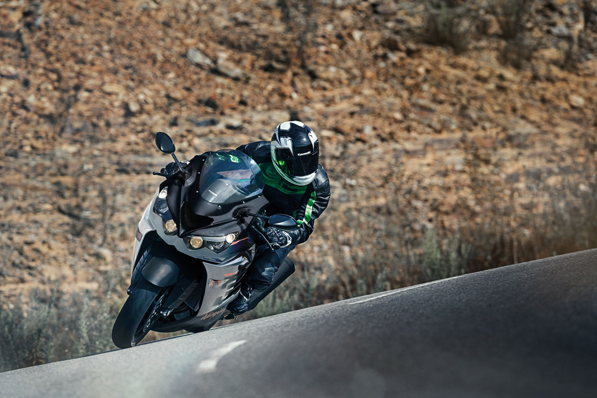 2022 NINJA ZX-14R Motorcycle | Canadian Kawasaki Motors Inc.