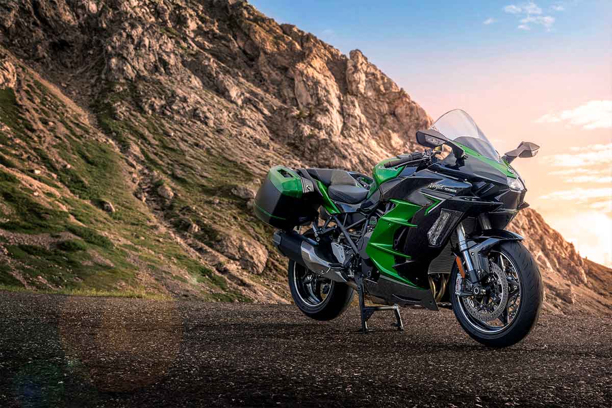 2022 NINJA H2 SX SE Motorcycle | Canadian Kawasaki Motors Inc.