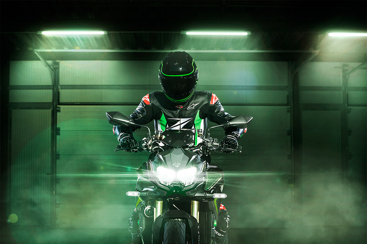 2023 Z H2 SE Motorcycle | Canadian Kawasaki Motors Inc.