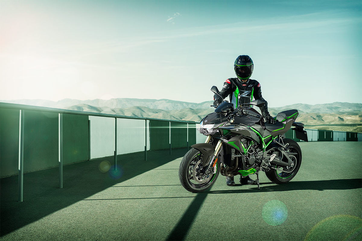 2023 Z H2 SE Motorcycle | Canadian Kawasaki Motors Inc.