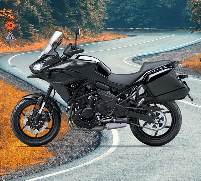 Image of 2023 VERSYS 650 LT in action