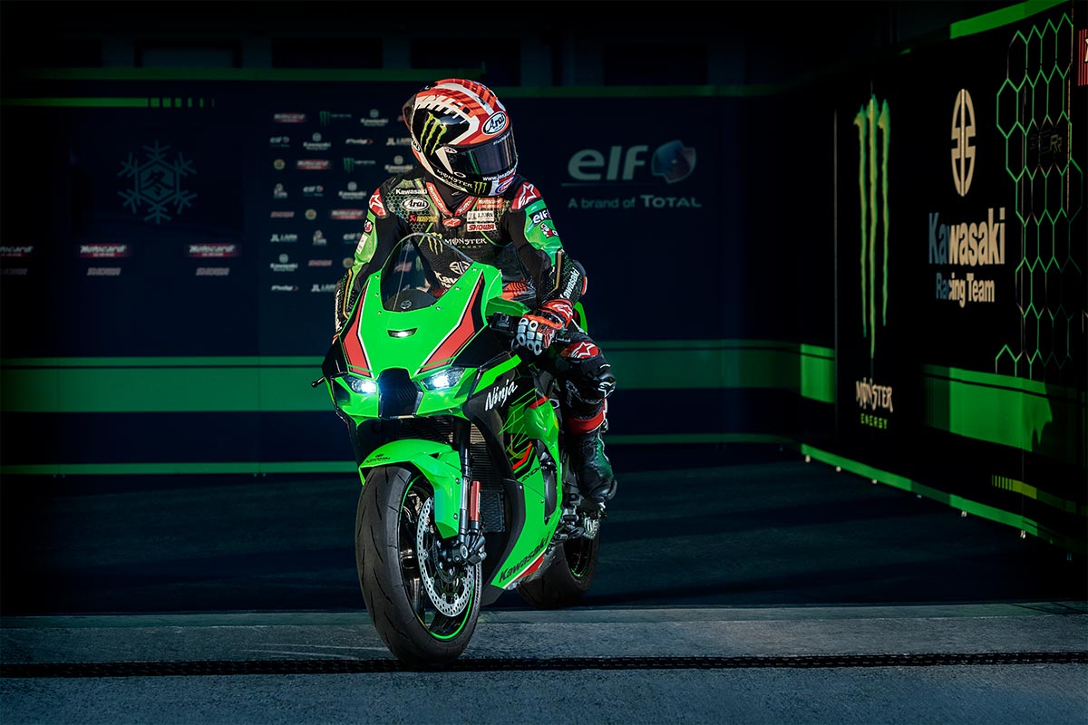 2023 NINJA ZX-10R KRT EDITION Motorcycle | Canadian Kawasaki 