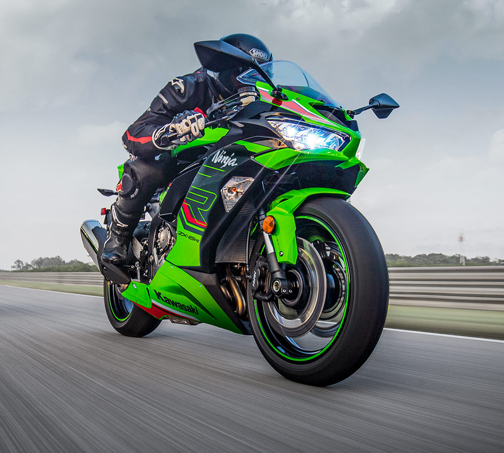 Kawasaki Ninja ZX-6R | Street or Track Supersport Motorcycle