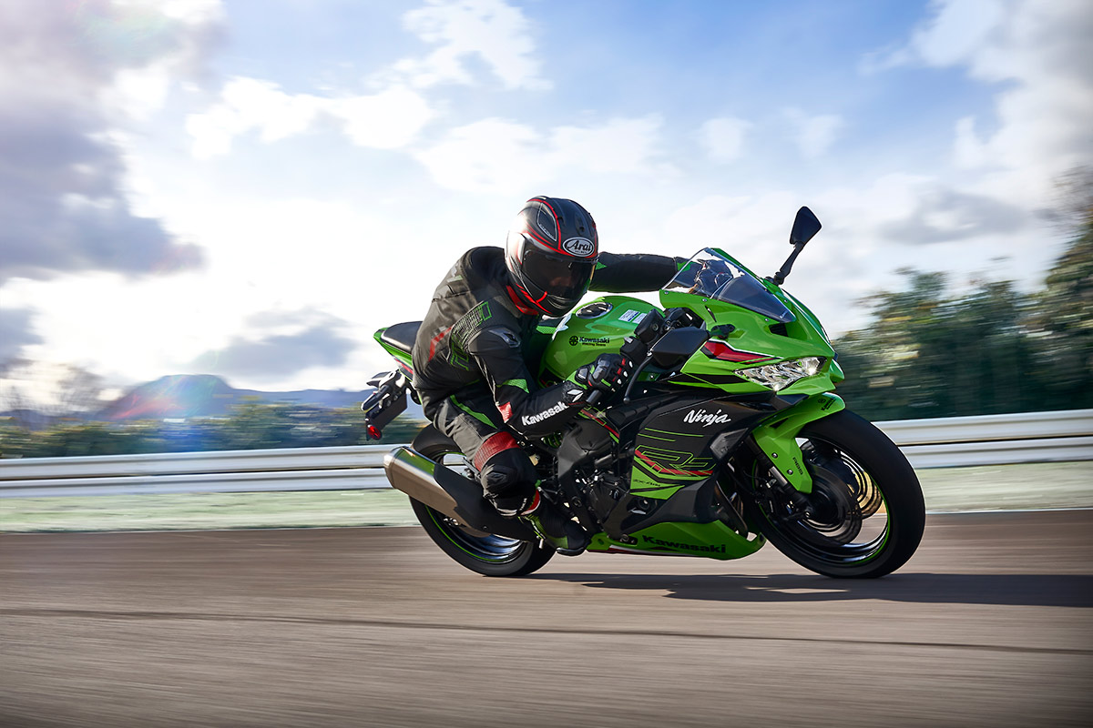 2023 NINJA ZX-4RR Motorcycle | Canadian Kawasaki Motors Inc.