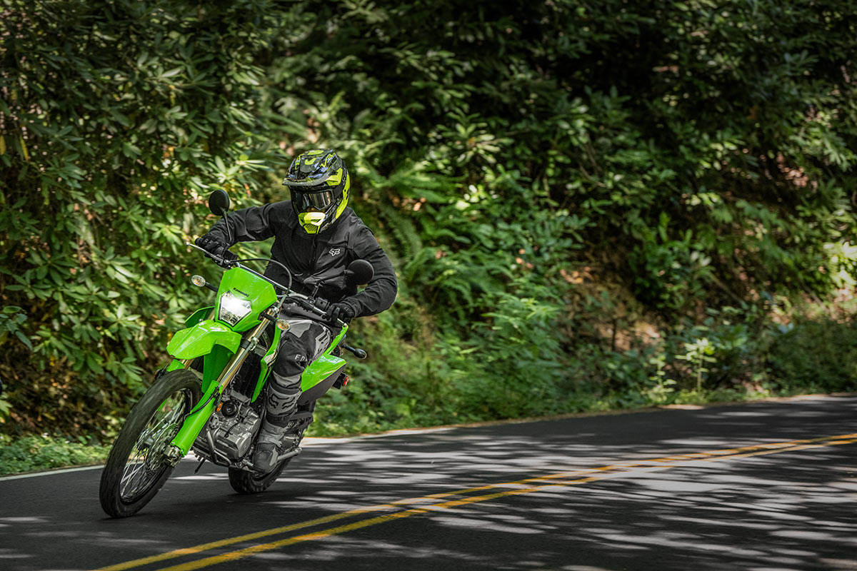 2024 KLX300 Motorcycle | Canadian Kawasaki Motors Inc.