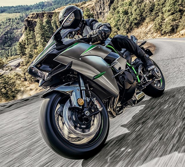 Image of 2024 NINJA H2 CARBON in action