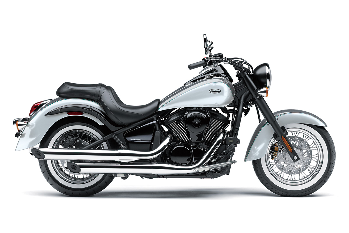 2024 VULCAN 900 CLASSIC Motorcycle Canadian Kawasaki Motors Inc.