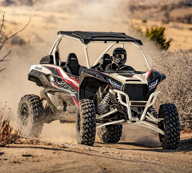 Image of 2025 TERYX KRX 1000 eS in action