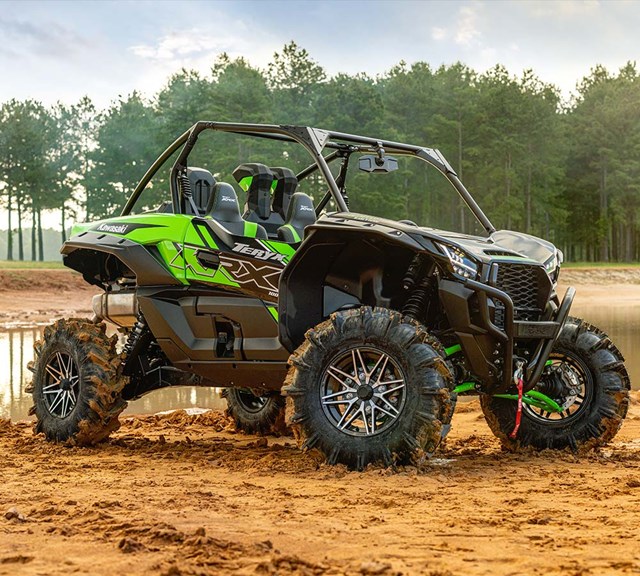 Image of 2025 TERYX KRX 1000 LIFTED EDITION  in action