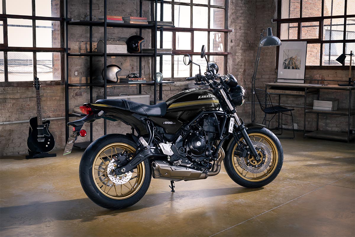最新最全の 2025 Z650RS Motorcycle | Canadian Kawasaki Motors Inc. ミュージシャン