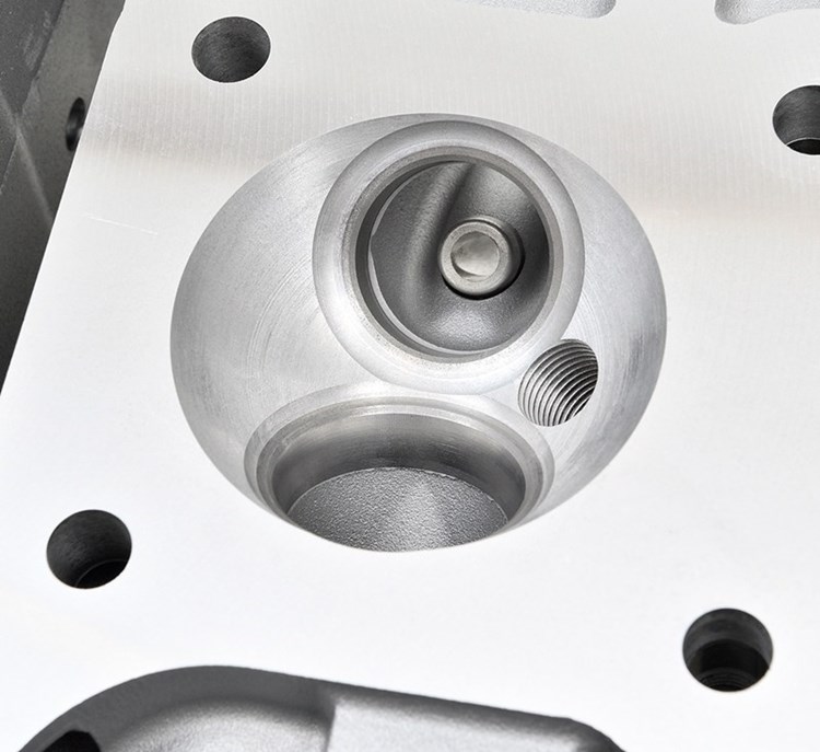 Z1 Cylinder Head Image 8