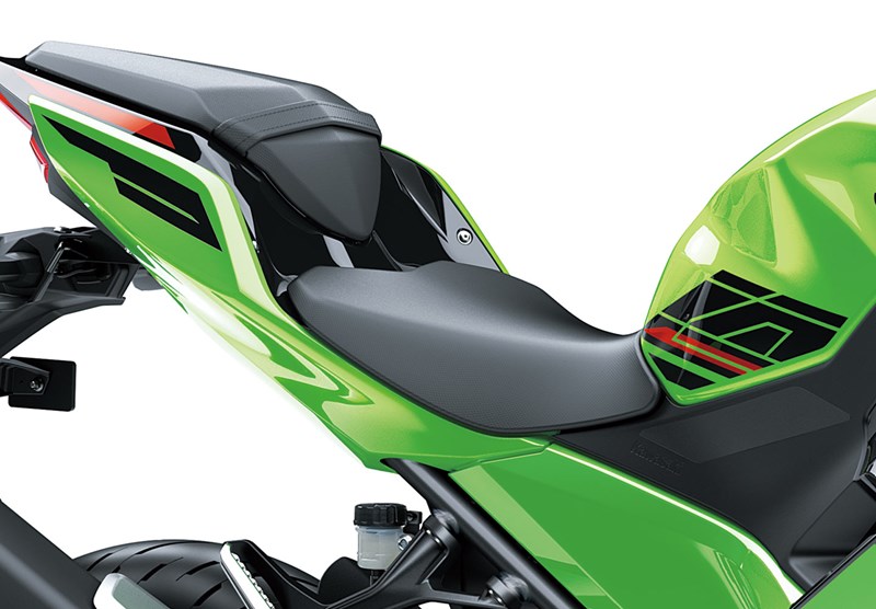 Kawasaki Ninja 400 Sport Motorcycle Smooth & Powerful