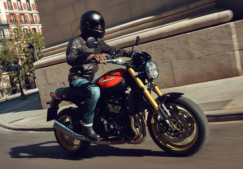 SYNCHRONOUS RIDE FEEL