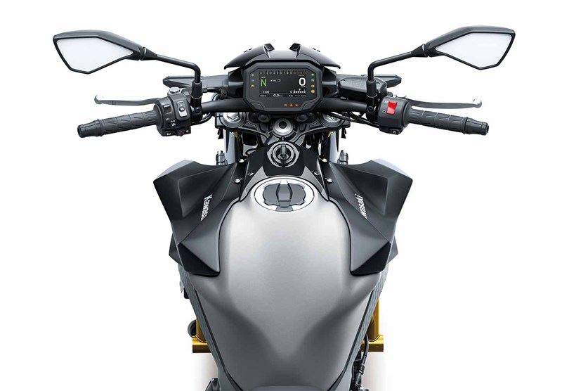 WIDE AND AGGRESSIVE STYLING