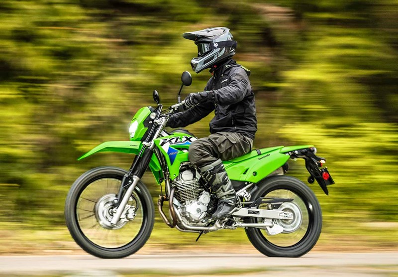 CAPABLE, COMFORTABLE OFF-ROAD PERFORMANCE