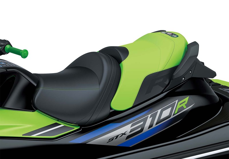 310 PS SUPERCHARGED ENGINE WITH STX HULL - 1/2
