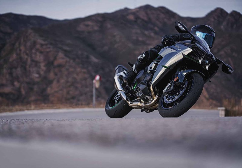 THE ULTIMATE ACCELERATION