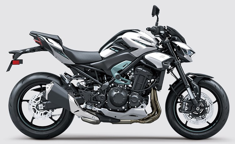 Z900
