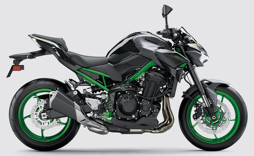 Kawasaki Z900 | Supernaked Motorcycle | Superb Power & Handling