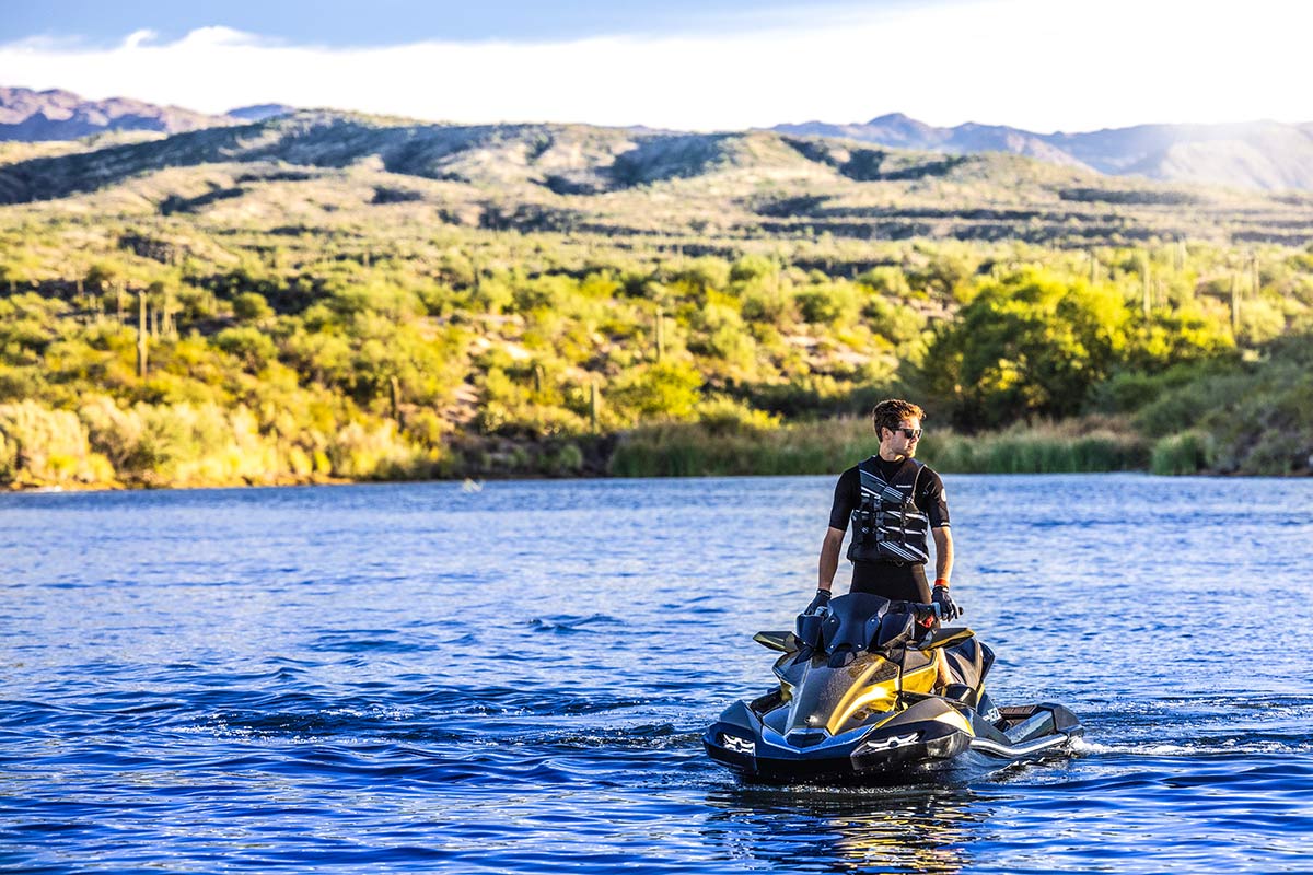 2023 JET SKI ULTRA 160LX