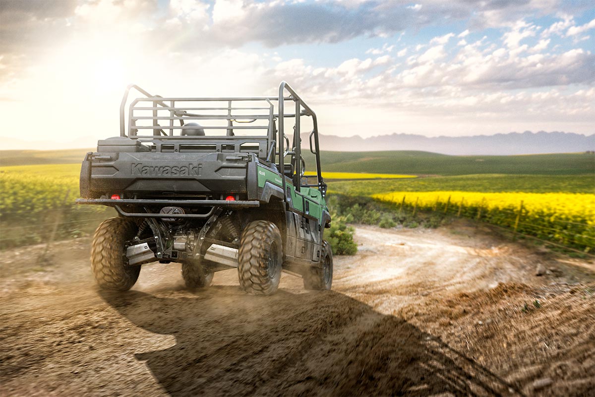 2025 MULE PRO-FXT 820