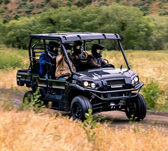 Image of 2026 MULE PRO-FXT 1000 LE in action