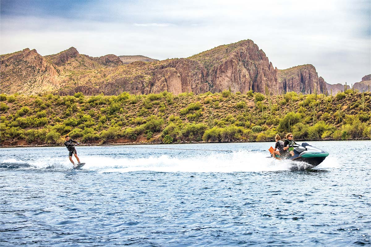 2027 JET SKI ULTRA 160LX-S WAKESPORT