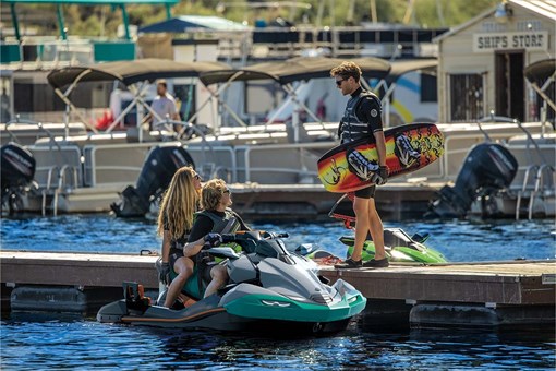 2027 JET SKI ULTRA 160LX-S WAKESPORT