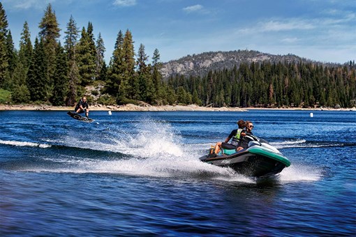 2027 JET SKI ULTRA 160LX-S WAKESPORT