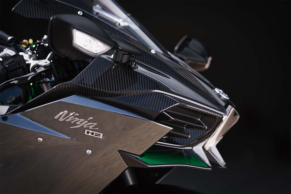 2027 NINJA H2 CARBON