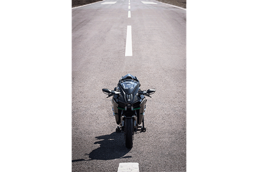 2027 NINJA H2 CARBON