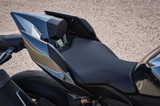 2027 NINJA H2 CARBON