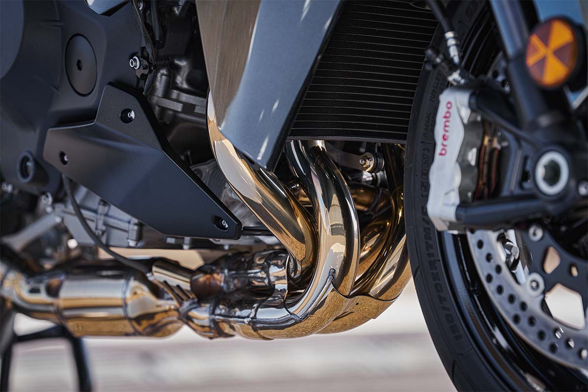 2027 NINJA H2 CARBON