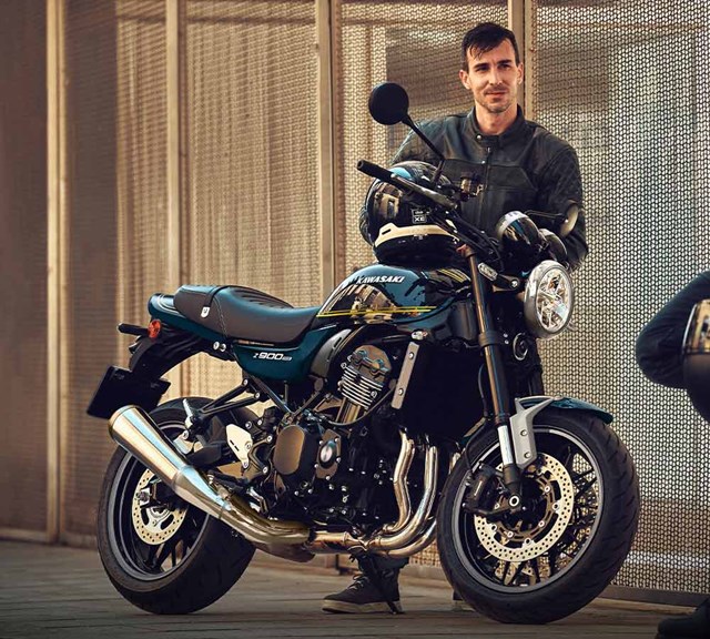 Image of 2027 Z900RS in action