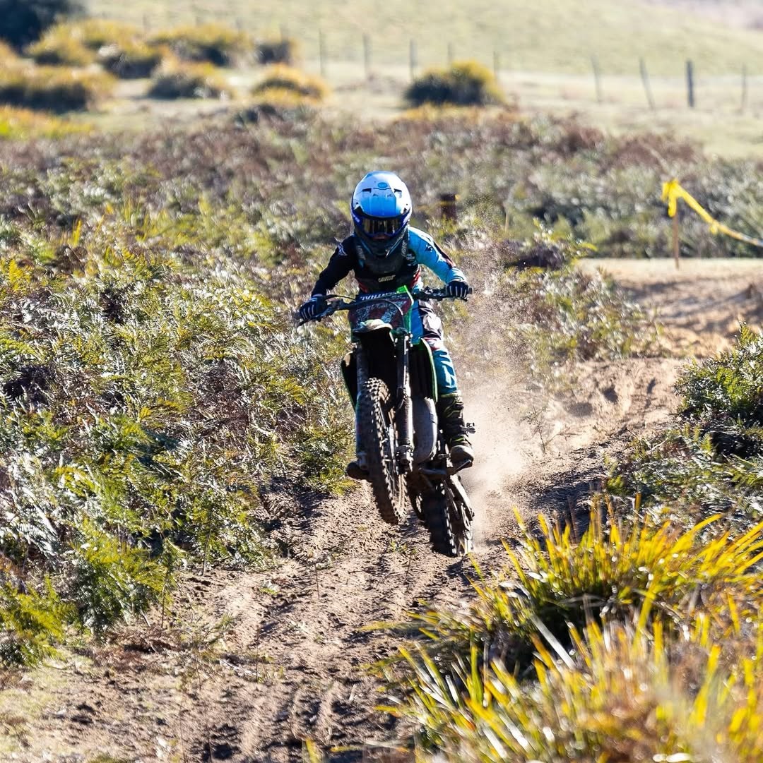 Jeb Rider Racing Team Rider Details - Jed Kingston