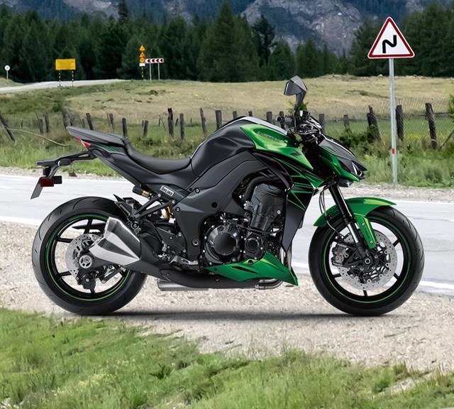 Image of 2024 Z1000 R EDITION in action