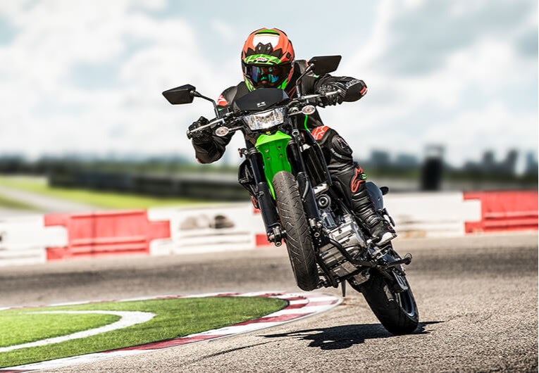 SUPERMOTO-TUNED PERFORMANCE