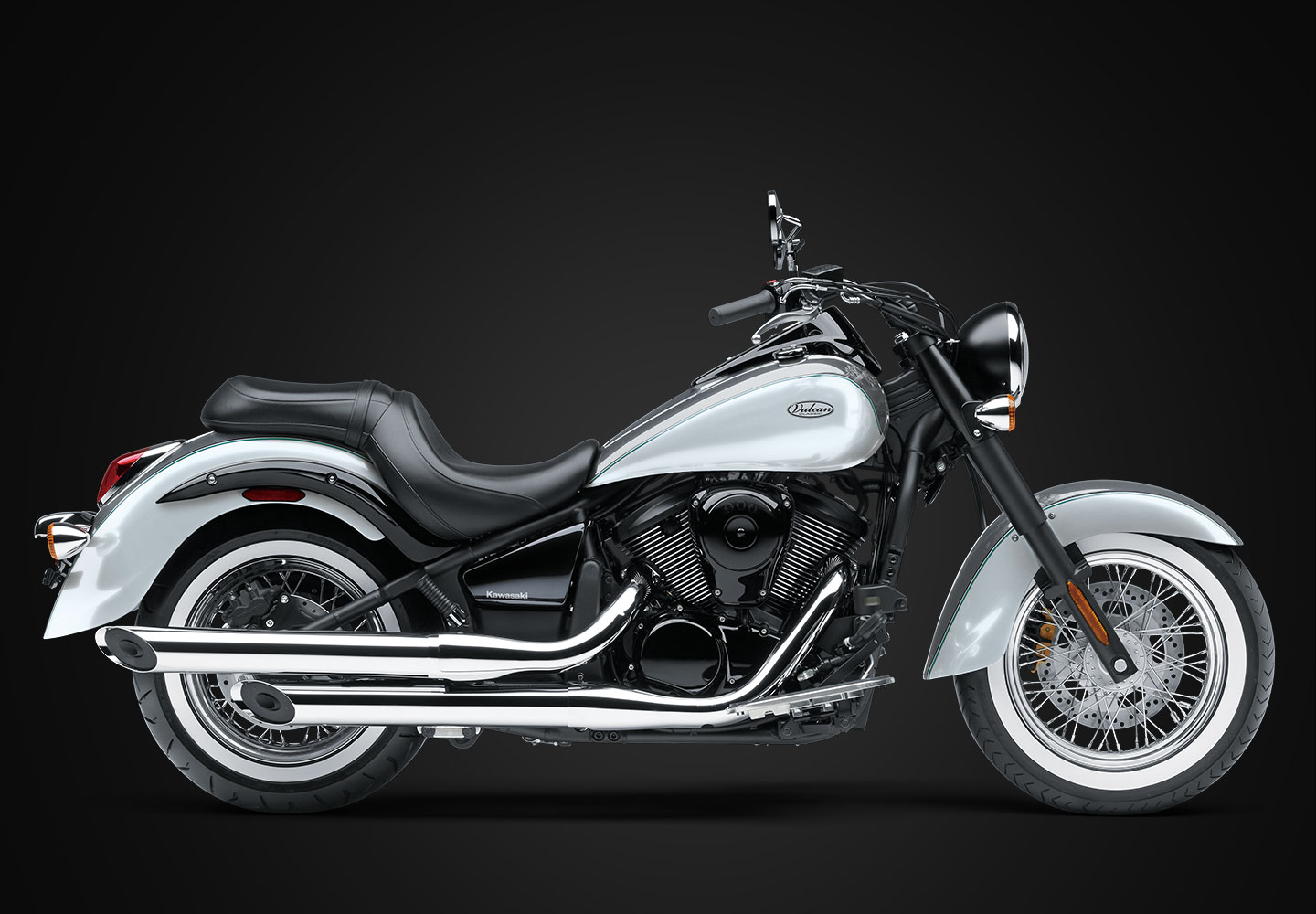 Kawasaki Vulcan 900 Cruiser Motorcycle Stylish Powerful