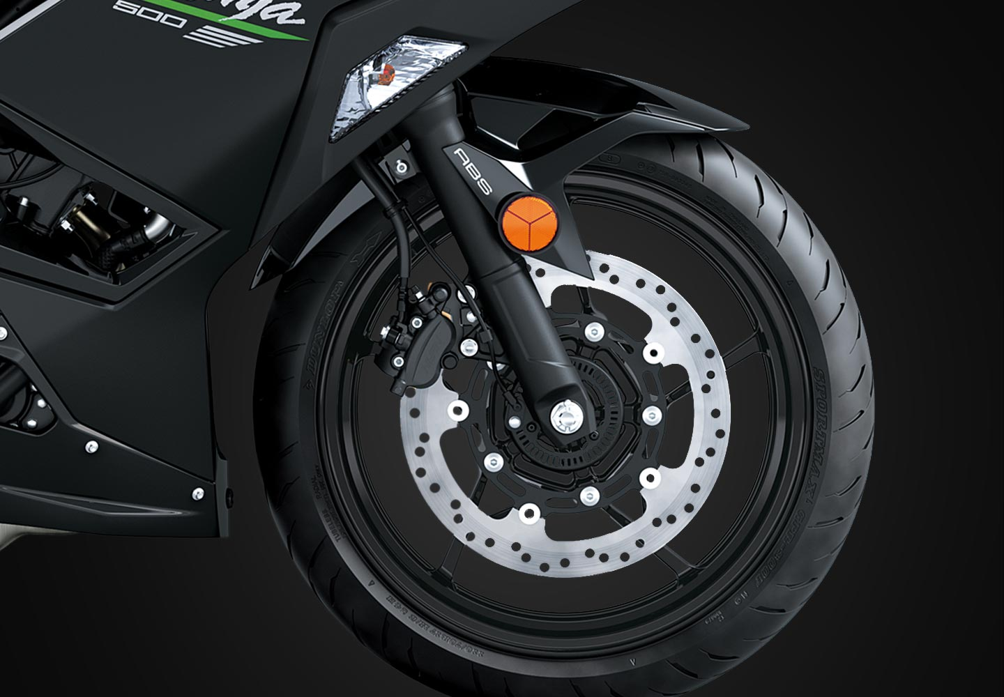 Kawasaki Ninja® 500 | Motorcycle | Approachable Power
