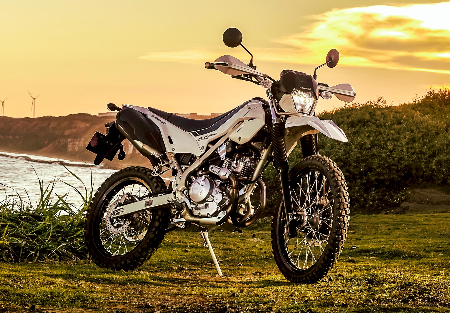 Kawasaki KLX®230 SHERPA S ABS | Dual-Sport Bike | On- and Off-Road