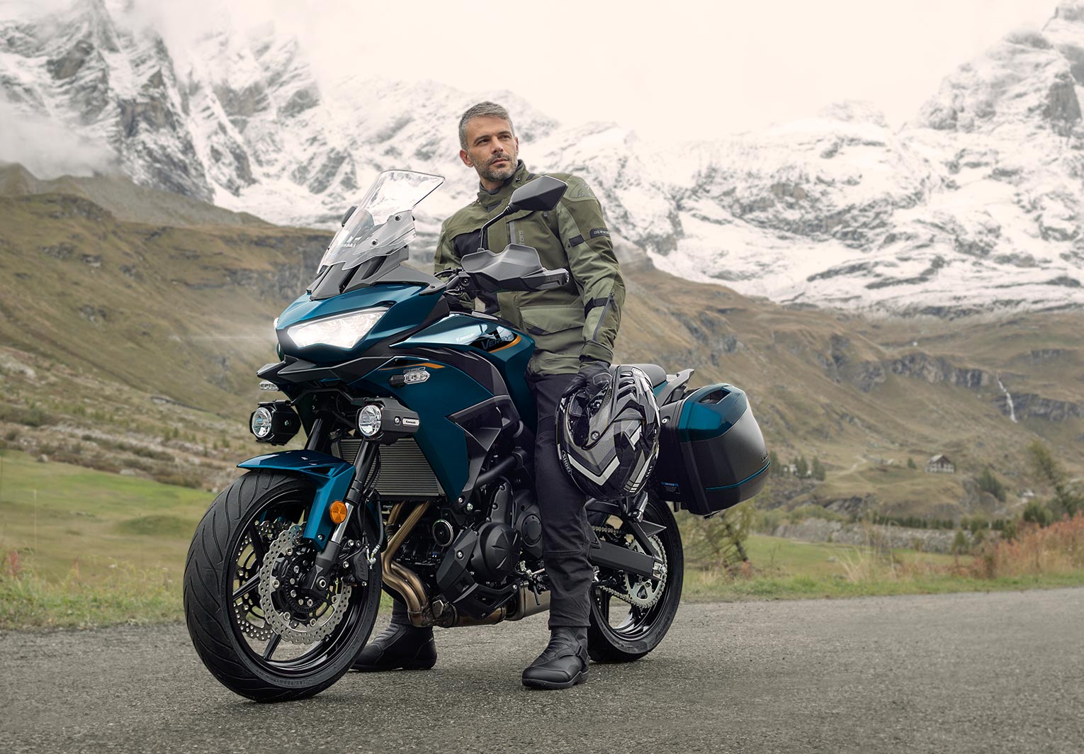 Kawasaki Versys® 650 | Touring Motorcycle | Versatile Performance