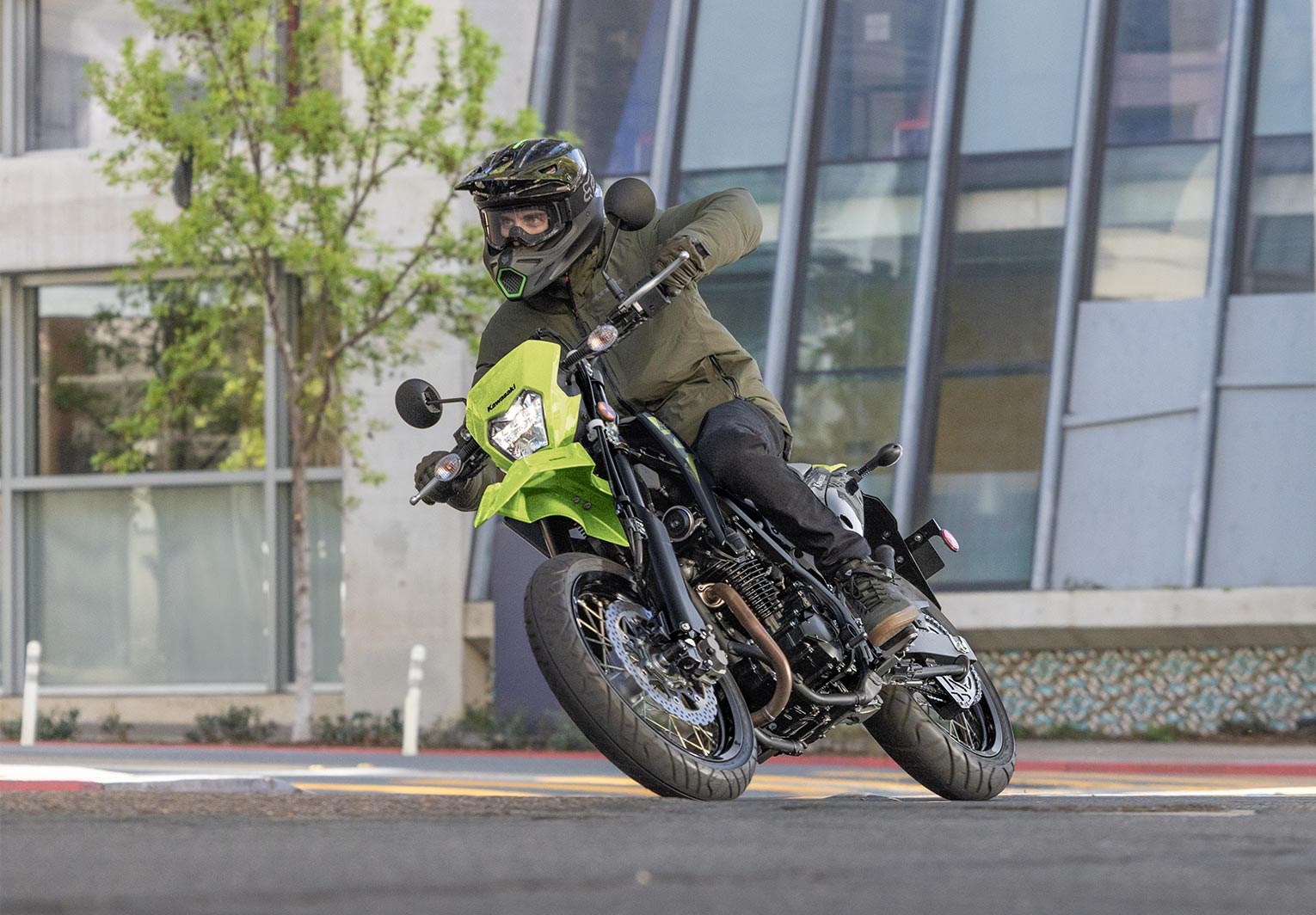 SUPERMOTO-TUNED PERFORMANCE